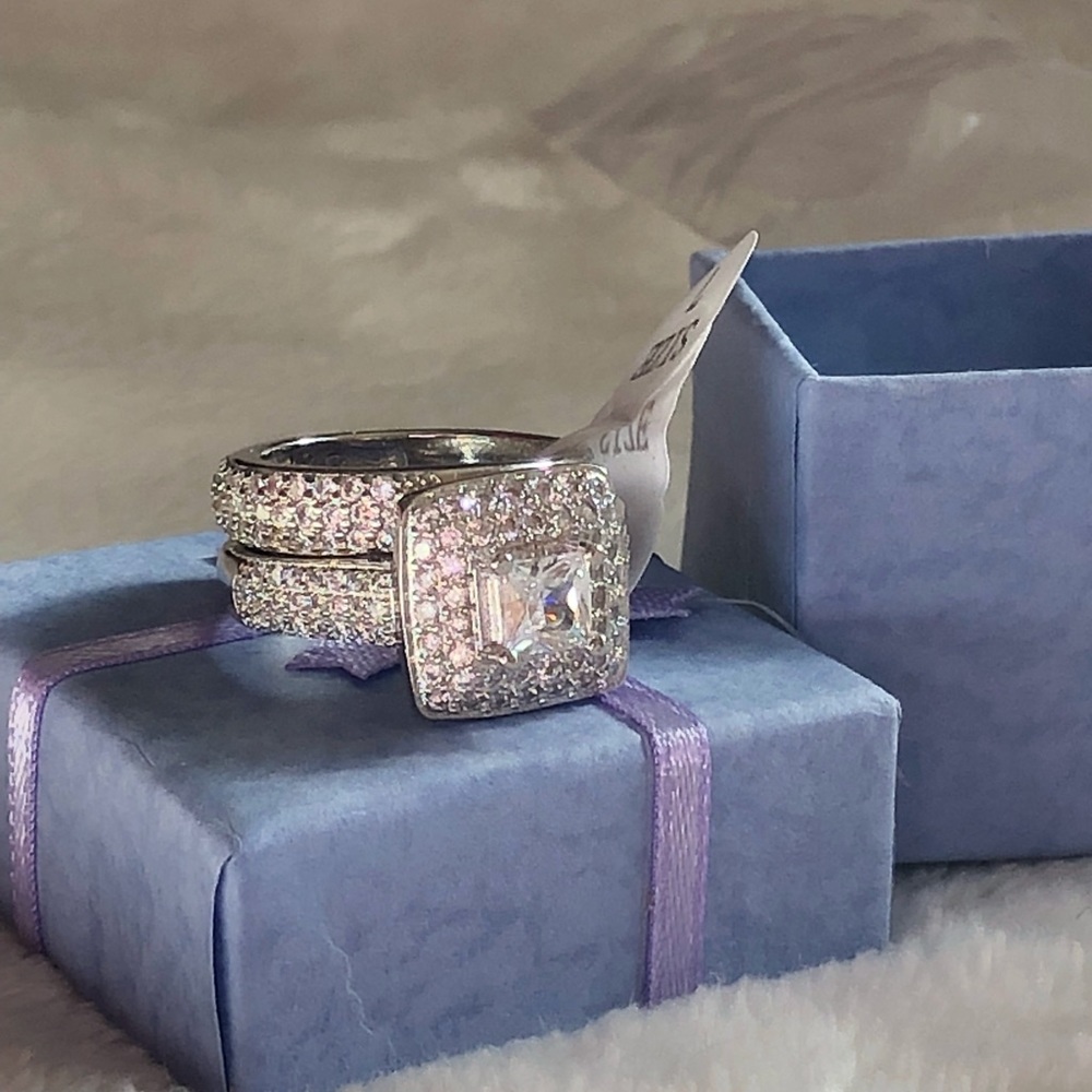 🎁🎁LAST ONE‼️Topaz 14KT White Gld/filled Ring🎁🎁 - Picture 3 of 6